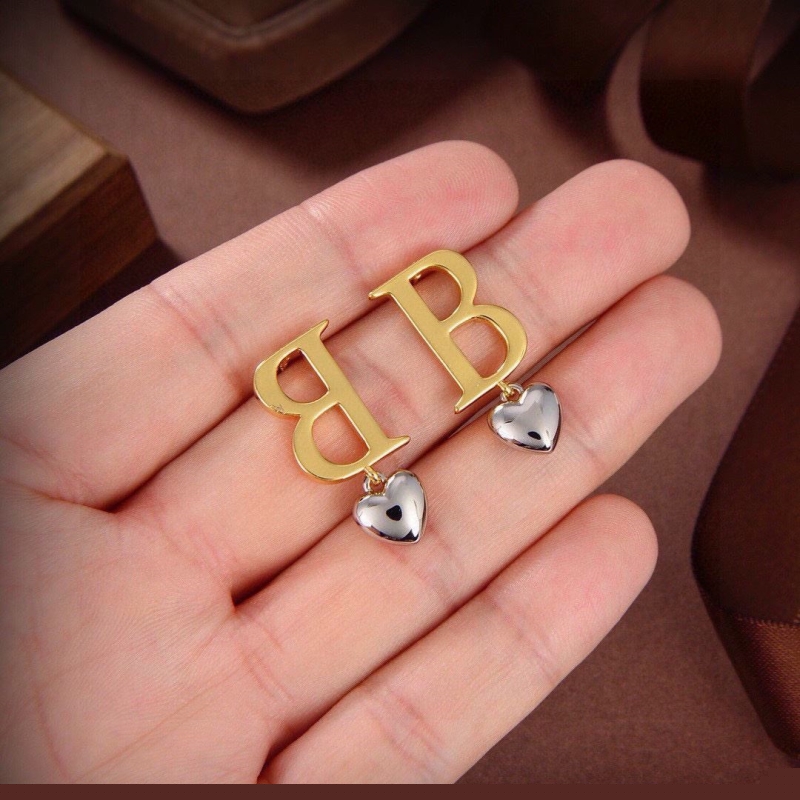 Ba*len*cia*ga earrings